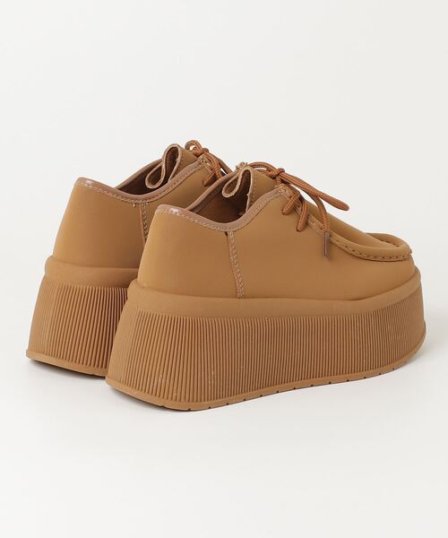 LOVEHUNTER（ラブハンター）の「LOVEHUNTER/+7.5cm 軽量厚底 ボリュームソール モカシンスニーカー(2226)（モカシン/デッキシューズ・レディース・ブラック/キャメル/ベージュ/グレー・43/42/39/38/40/44/41/37/36）」の5枚目の写真