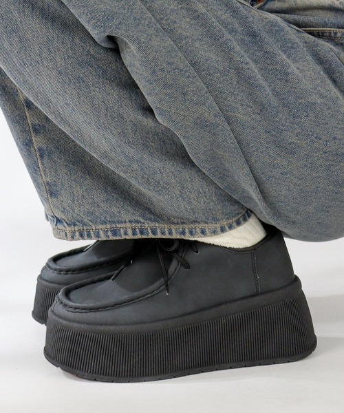 LOVEHUNTER（ラブハンター）の「LOVEHUNTER/+7.5cm 軽量厚底 ボリュームソール モカシンスニーカー(2226)（モカシン/デッキシューズ・レディース・ブラック/キャメル/ベージュ/グレー・43/42/39/38/40/44/41/37/36）」の15枚目の写真