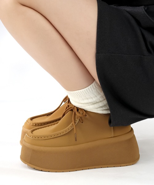 LOVEHUNTER（ラブハンター）の「LOVEHUNTER/+7.5cm 軽量厚底 ボリュームソール モカシンスニーカー(2226)（モカシン/デッキシューズ・レディース・ブラック/キャメル/ベージュ/グレー・43/42/39/38/40/44/41/37/36）」の12枚目の写真