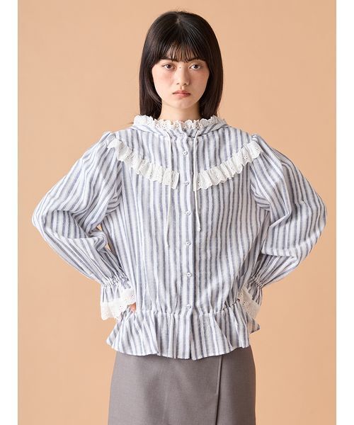 LILY BROWN（リリーブラウン）の「フーディーコットンレースブラウス 