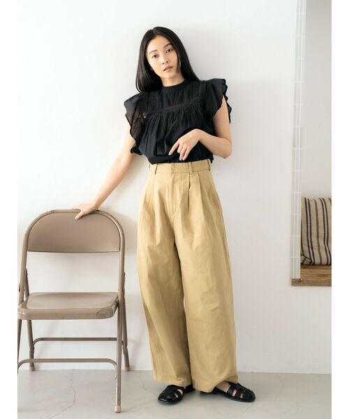 Ungrid（アングリッド）の「コクーンチノパンツ（チノパンツ・レディース・チャコールグレー/ベージュ・SMALL/MEDIUM）」の9枚目の写真