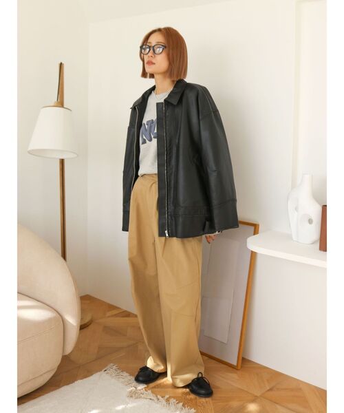 Ungrid（アングリッド）の「コクーンチノパンツ（チノパンツ・レディース・チャコールグレー/ベージュ・SMALL/MEDIUM）」の4枚目の写真