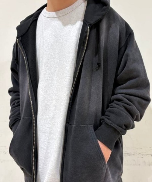 B:MING by BEAMS（ビーミングバイビームス）の「フェード フルジップ パーカー（パーカー・メンズ・ブラック/パープル/グレー・L/M/S/XL）」の8枚目の写真