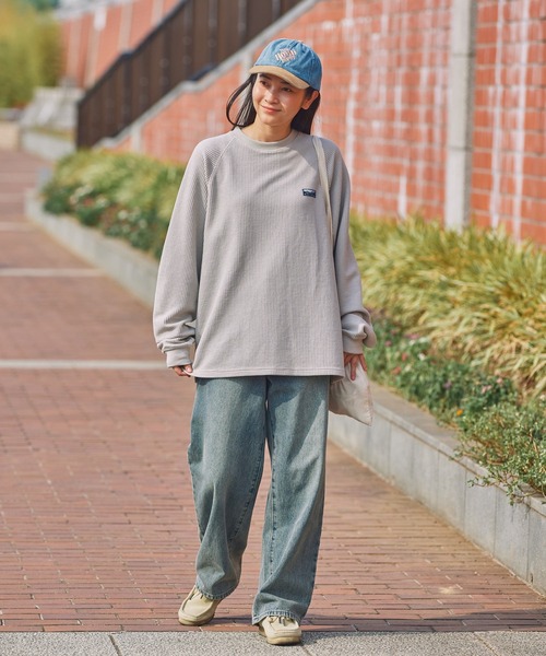 THE CRAFT CREW PRODUCTS(ザクラフトクループロダクツ)の「ヘビーウェイト ファンクショナルファブリック ビッグシルエット ラグランスリーブクルーネックワッフル長袖Tシャツ / 抗菌・防臭【THE CRAFT CREW PRODUCTS】(Tシャツ/カットソー・メンズ・アッシュグレー/オフホワイト/ブラック/チャコール/チェリーレッド/ダークネイビー/グレイッシュベージュ・L/M/S)」の18枚目の写真