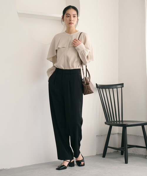 BEAUTY&YOUTH UNITED ARROWS（ビューティーアンドユースユナイテッドアローズ）の「【WEB限定 Wardrobe DAILY MINIMAL】ダブルクロス テーパードパンツ ウォッシャブル（その他パンツ・レディース・ネイビー/ブラック/ブラウン・L/M/S/XS）」の8枚目の写真