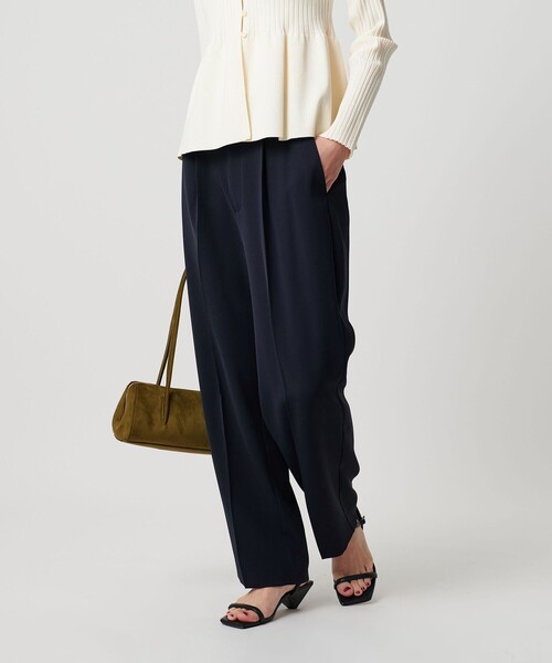 BEAUTY&YOUTH UNITED ARROWS（ビューティーアンドユースユナイテッドアローズ）の「【WEB限定 Wardrobe DAILY MINIMAL】ダブルクロス テーパードパンツ ウォッシャブル（その他パンツ・レディース・ネイビー/ブラック/ブラウン・L/M/S/XS）」の13枚目の写真