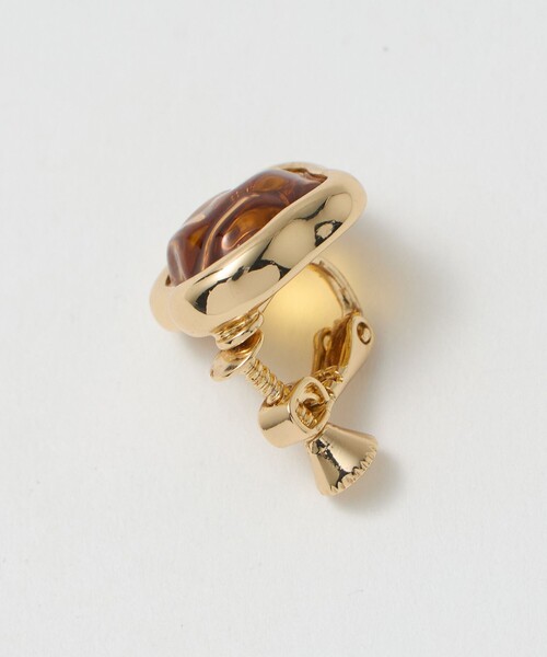 green label relaxing(グリーンレーベルリラクシング)の「メルティ クリア フレーム イヤリング(イヤリング・レディース・ブラウン系/オフホワイト・FREE)」の6枚目の写真