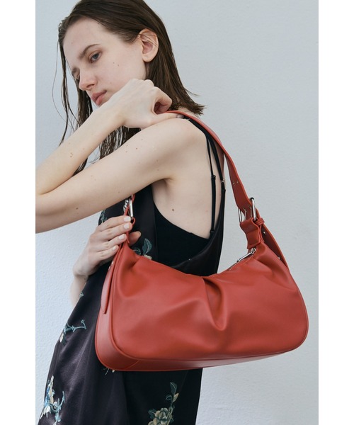 un/neu(アンノイ)の「ワンハンドルタックハンドバッグ / ペットボトル収納◎(ハンドバッグ・レディース・ブラック/レッド/シルバー/イエロー・FREE)」の21枚目の写真