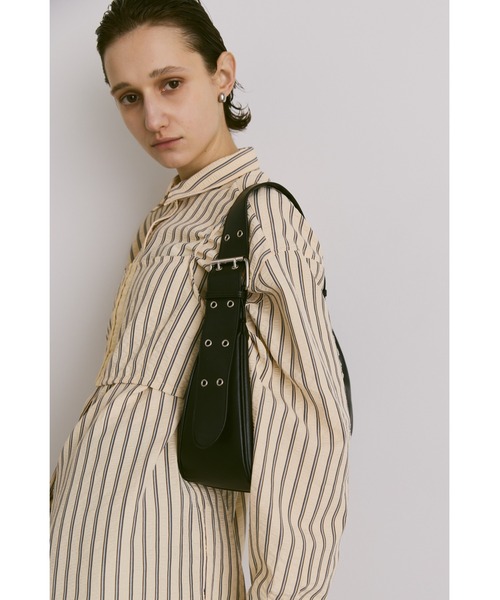 un/neu（アンノイ）の「ワンハンドルタックハンドバッグ / フェイクレザーショルダーバッグ / ペットボトル収納◎（ハンドバッグ・レディース・ブラック/レッド/シルバー・FREE）」の20枚目の写真