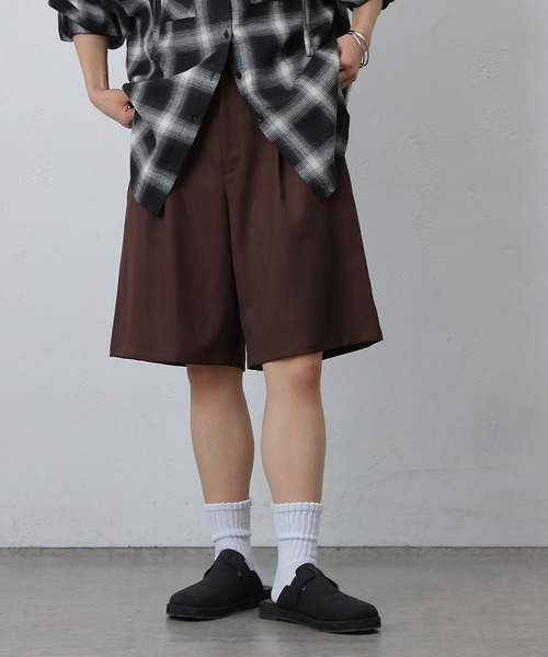 COLONY 2139（コロニートゥーワンスリーナイン）の「ウールライクハーフパンツ（その他パンツ・レディース・ブラック/チャコールグレー/ブラウン・SMALL/MEDIUM）」の3枚目の写真