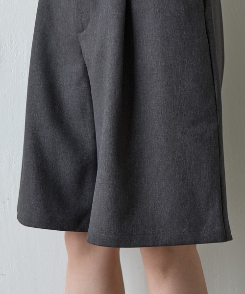COLONY 2139（コロニートゥーワンスリーナイン）の「ウールライクハーフパンツ（その他パンツ・レディース・ブラック/チャコールグレー/ブラウン・SMALL/MEDIUM）」の12枚目の写真