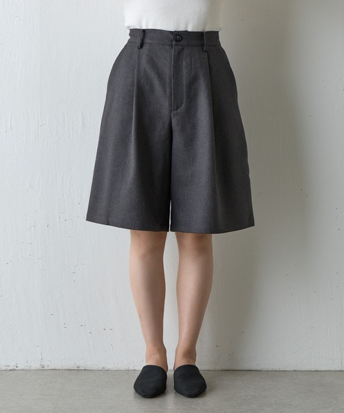 COLONY 2139（コロニートゥーワンスリーナイン）の「ウールライクハーフパンツ（その他パンツ・レディース・ブラック/チャコールグレー/ブラウン・SMALL/MEDIUM）」の4枚目の写真