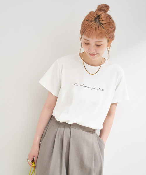 B.C STOCK（ベーセーストック）の「《追加》ウォッシャブル / スムースワンポイントロゴTEE（Tシャツ/カットソー・レディース・ブラウン/ホワイト/ブラック系その他・FREE）」の22枚目の写真