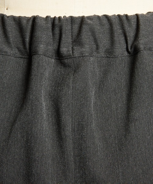 gomme（ゴム）の「サーモストレッチ　フロントスリットパンツ2（その他パンツ・レディース・チャコール/ブラック・MEDIUM）」の4枚目の写真