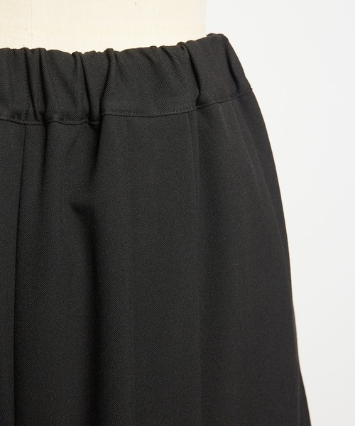gomme（ゴム）の「サーモストレッチ　フロントスリットパンツ2（その他パンツ・レディース・チャコール/ブラック・MEDIUM）」の8枚目の写真