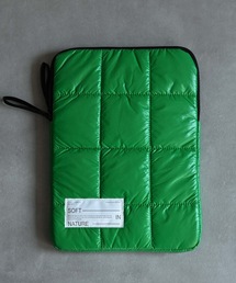 Curaful（クラフル）の「モバイルスクエアケース（13－14インチ）（ポーチ）」