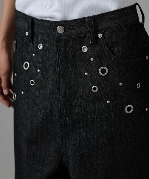 kutir(クティール)の「HATOME STUDS DESIGN RIGID BAGGY DENIM PANTS/ハトメスタッズデザインリジットバギーデニムパンツ(デニムパンツ・メンズ・インディゴブルー/ブラック・LARGE/SMALL/MEDIUM)」の8枚目の写真