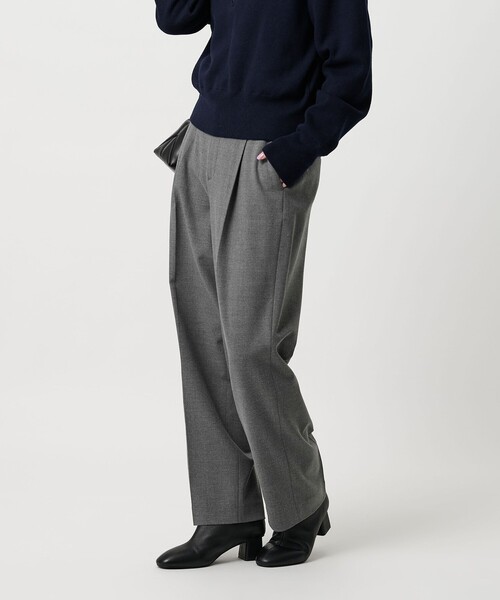 BEAUTY&YOUTH UNITED ARROWS（ビューティーアンドユースユナイテッドアローズ）の「タックテーパードパンツ ウォッシャブル（スラックス・レディース・ブラック/グレー系/モカ・M/XS/S/L）」の5枚目の写真