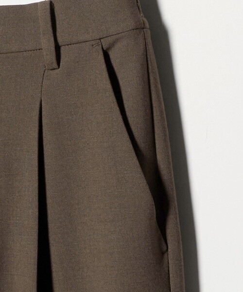 BEAUTY&YOUTH UNITED ARROWS（ビューティーアンドユースユナイテッドアローズ）の「タックテーパードパンツ ウォッシャブル（スラックス・レディース・ブラック/グレー系/モカ・M/XS/S/L）」の19枚目の写真