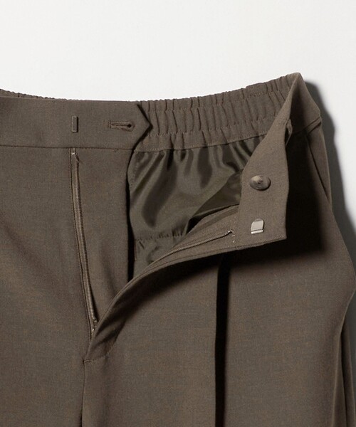 BEAUTY&YOUTH UNITED ARROWS（ビューティーアンドユースユナイテッドアローズ）の「タックテーパードパンツ ウォッシャブル（スラックス・レディース・ブラック/グレー系/モカ・M/XS/S/L）」の21枚目の写真