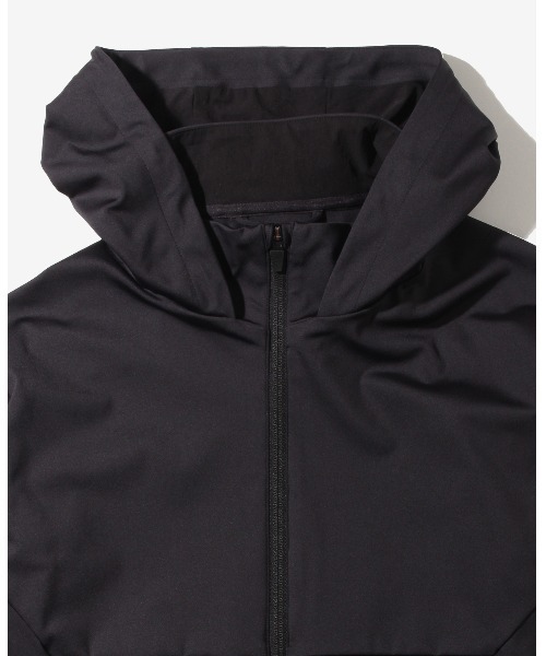 K-3B(ケースリービー)の「K-3B 443_N 24HR-WEARABLE カッティングパーカー(パーカー・メンズ・ブラック・S/M/L/XL/4)」の4枚目の写真