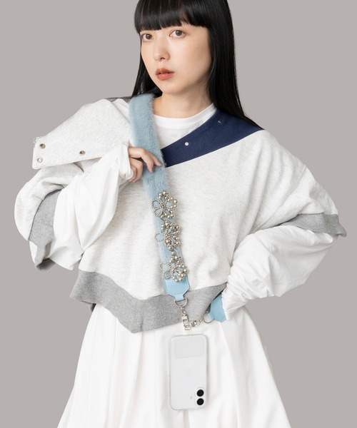 Casselini(キャセリーニ)の「Casselini(キャセリーニ)ビーズファーモバイルショルダー(スマホグッズ・レディース・アイボリー/ブラック/ブルー・FREE)」の1枚目の写真