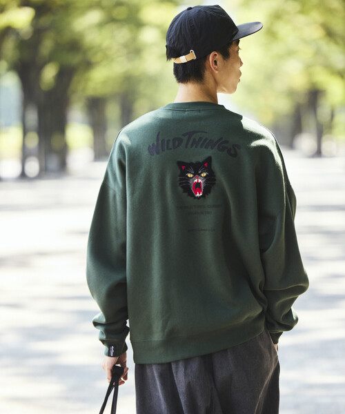 WILD THINGS(ワイルドシングス)の「限定展開 WILD THINGS×FREAK'S STORE/ワイルドシングス 別注 ビッグシルエット キャットモチーフ 刺繍ワッペン クルーネックスウェット(スウェット・メンズ・アッシュグレー/グリーン/ネイビー/スミクロ・SMALL/MEDIUM/LARGE)」の21枚目の写真
