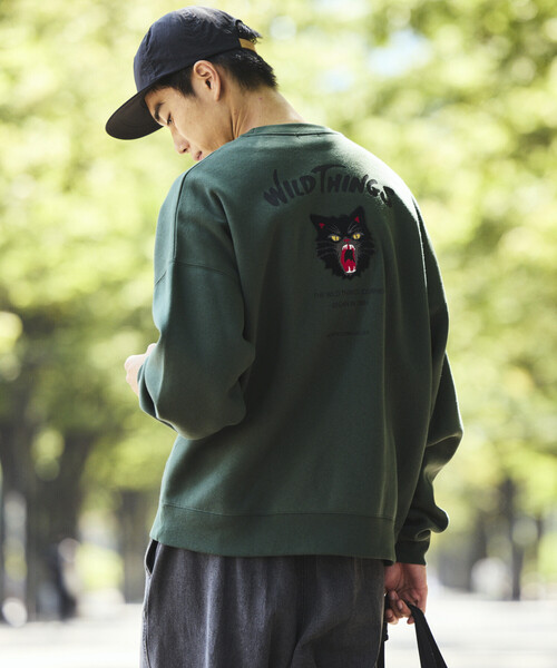 WILD THINGS(ワイルドシングス)の「限定展開 WILD THINGS×FREAK'S STORE/ワイルドシングス 別注 ビッグシルエット キャットモチーフ 刺繍ワッペン クルーネックスウェット(スウェット・メンズ・アッシュグレー/グリーン/ネイビー/スミクロ・SMALL/MEDIUM/LARGE)」の22枚目の写真