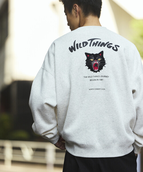 WILD THINGS(ワイルドシングス)の「限定展開 WILD THINGS×FREAK'S STORE/ワイルドシングス 別注 ビッグシルエット キャットモチーフ 刺繍ワッペン クルーネックスウェット(スウェット・メンズ・アッシュグレー/グリーン/ネイビー/スミクロ・SMALL/MEDIUM/LARGE)」の12枚目の写真