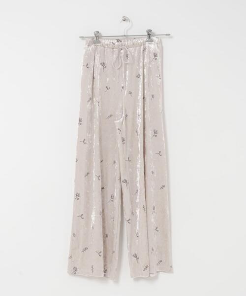 SENSE OF PLACE by URBAN RESEARCH（センスオブプレイスバイアーバンリサーチ）の「ベロアシシュウパンツ（その他パンツ・レディース・ベージュ/ネイビー・ONE）」の15枚目の写真