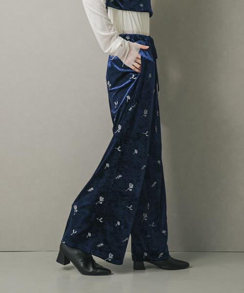 SENSE OF PLACE by URBAN RESEARCH（センスオブプレイスバイアーバンリサーチ）の「ベロアシシュウパンツ（その他パンツ・レディース・ベージュ/ネイビー・ONE）」の12枚目の写真