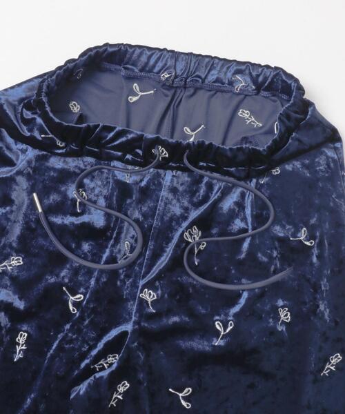 SENSE OF PLACE by URBAN RESEARCH（センスオブプレイスバイアーバンリサーチ）の「ベロアシシュウパンツ（その他パンツ・レディース・ベージュ/ネイビー・ONE）」の7枚目の写真