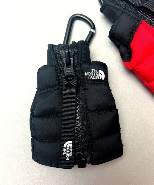 THE NORTH FACE(ザノースフェイス)の「【THE NORTH FACE】ノースフェイス 韓国限定 WHITE LABEL NUPTSE VEST KEY RING ヌプシ ベスト キーリング(キーホルダー・メンズ・ブラック/レッド/イエロー/ロイヤルブルー・FREE)」の9枚目の写真
