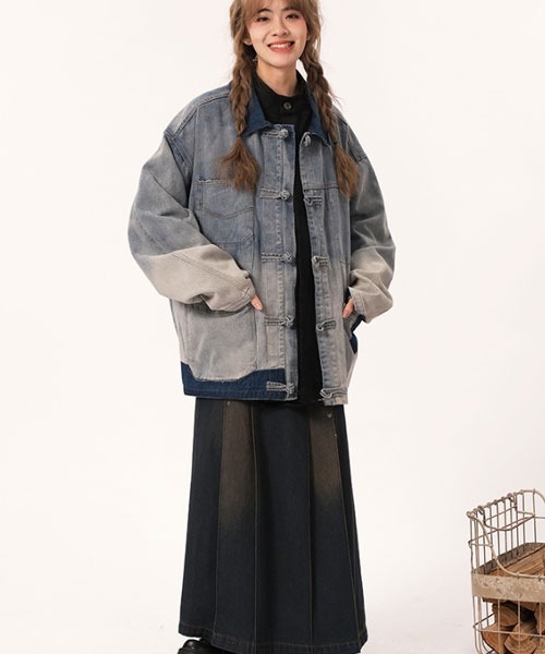 TONE SELECT WEAR(トーンセレクトウェア)の「【URGE:】チャイナディテールデニムジャケット(その他アウター・レディース・ブルー・MEDIUM/LARGE/X-LARGE)」の4枚目の写真
