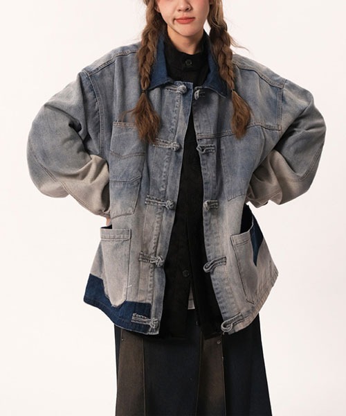 TONE SELECT WEAR(トーンセレクトウェア)の「【URGE:】チャイナディテールデニムジャケット(その他アウター・レディース・ブルー・MEDIUM/LARGE/X-LARGE)」の5枚目の写真
