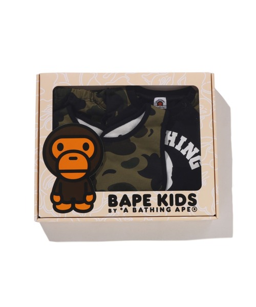 A BATHING APE(アベイシングエイプ)の「1ST CAMO COLLEGE BABY GIFT SET(ベビーギフト・キッズ・イエロー/グリーン・80/70)」の3枚目の写真