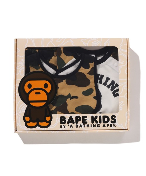 A BATHING APE(アベイシングエイプ)の「1ST CAMO COLLEGE BABY GIFT SET(ベビーギフト・キッズ・イエロー/グリーン・80/70)」の4枚目の写真