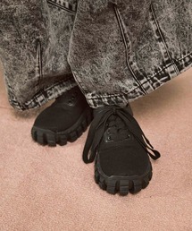 MAISON SPECIAL（メゾンスペシャル）の「《UNISEX》【SPECIAL SHOES FACTORY COLLABORATION】Rattling Sole Authentic Canvas Sneakers ラトリングソールオーセンティックキャンバススニーカー【MAISON SPECIAL メゾンスペシャル】（スニーカー）」