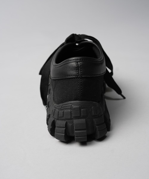 MAISON SPECIAL（メゾンスペシャル）の「《UNISEX》【SPECIAL SHOES FACTORY COLLABORATION】Rattling Sole Authentic Canvas Sneakers/ラトリングソールオーセンティックキャンバススニーカー【MAISON SPECIAL/メゾンスペシャル】（スニーカー・メンズ・マルチ/ブラック・28.5/25.5/26.5/27.5）」の4枚目の写真