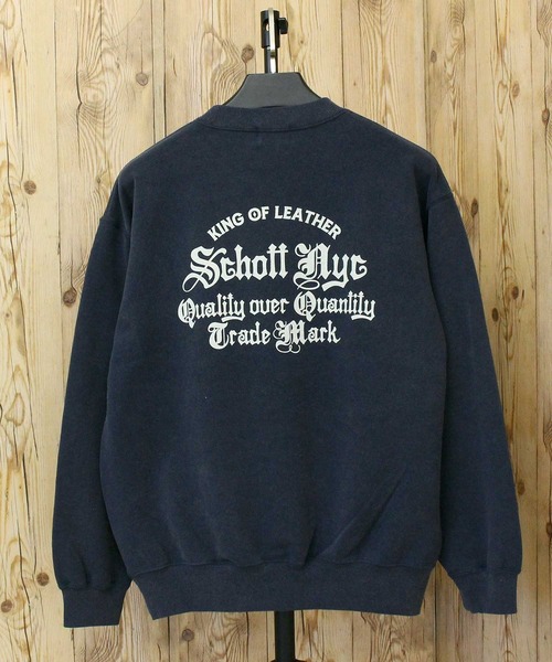 Schott（ショット）の「QUALITY OVER QUANTITY CREW SWEAT（スウェット・メンズ・ネイビー/ブラック・M/L/XL/XXL）」の2枚目の写真