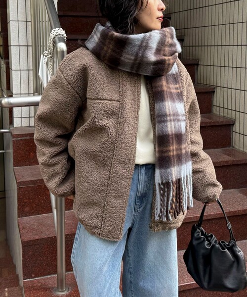 fredy emue(フレディエミュ)の「《防風》ボアノーカラーブルゾン(ダッフルコート・レディース・ブラウン/チャコールグレー・38)」の1枚目の写真