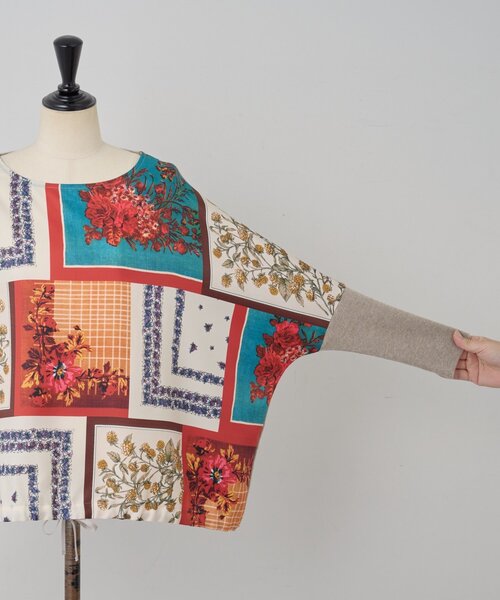 スカーフパッチワークプリントニット（ニット/セーター）｜BEARDSLEY