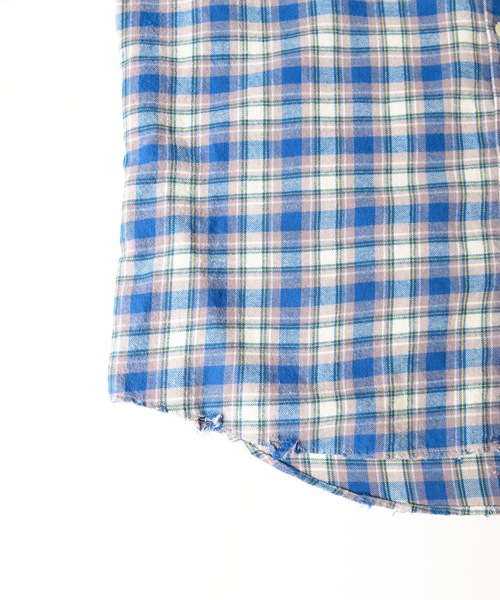 HOLIDAY（ホリデイ）の「CHECK PADDED SHOULDER DAMAGE BIG SHIRT チェックパディッドショルダーダメージビッグシャツ（シャツ/ブラウス・レディース・ブルー・ONE SIZE）」の4枚目の写真