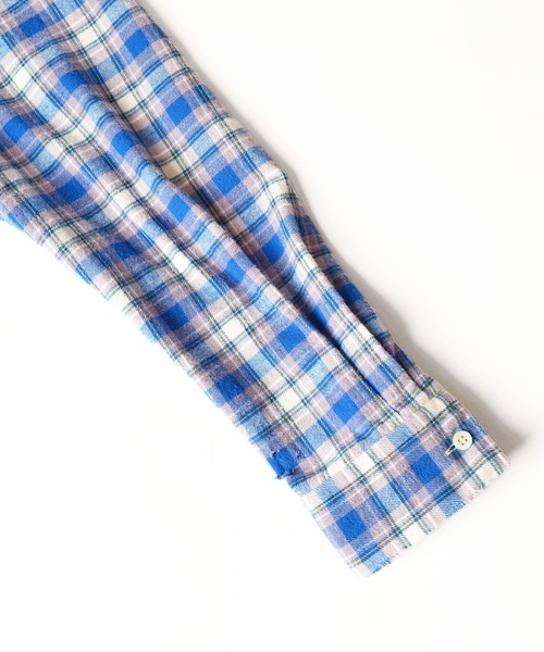 HOLIDAY（ホリデイ）の「CHECK PADDED SHOULDER DAMAGE BIG SHIRT チェックパディッドショルダーダメージビッグシャツ（シャツ/ブラウス・レディース・ブルー・ONE SIZE）」の5枚目の写真