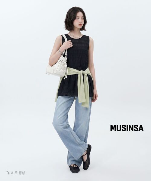 MUSINSA STANDARD WOMAN（ムシンサスタンダードウーマン）の「[クールタンダード] ウィメンズ ワイドデニムパンツ [ライトインディゴ]（デニムパンツ・レディース・その他・24/25/26/27/28/29）」の11枚目の写真