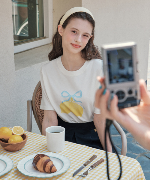 ZEROSTREET(ゼロストリート)の「サマー レモン 半袖Tシャツ / ホワイト(Tシャツ/カットソー・レディース・ホワイト・SMALL/LARGE/MEDIUM)」の3枚目の写真