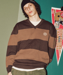 XTONZ（エクストーンズ）の「XTK170 Striped V-Neck Pullover Knit (BROWN)（ニット/セーター・メンズ）」