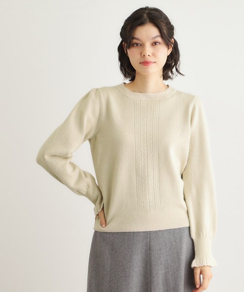 LAURA ASHLEY(ローラアシュレイ)の「【FOX混/洗える/袖口フリル】 柄編みプルオーバーニット(ニット/セーター・レディース・ライトグレー/アイボリー/ブラック/ライトオレンジ系/ライトブルー・38/40)」の2枚目の写真