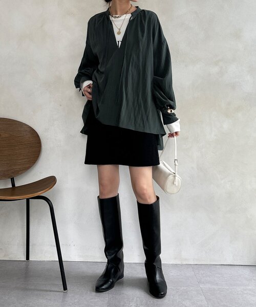 DouDou（ドゥドゥ）の「ギャザーチュニックブラウス（シャツ/ブラウス・レディース・チャコールグレー/オフホワイト/カーキ・FREE）」の15枚目の写真