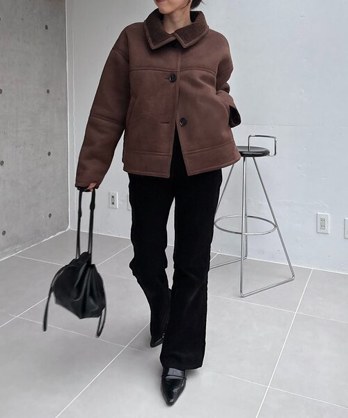 CAPRICIEUX LE'MAGE（カプリシューレマージュ）の「スエードボアミドルコート（その他アウター・レディース・ブラウン/ベージュ・38/36）」の8枚目の写真